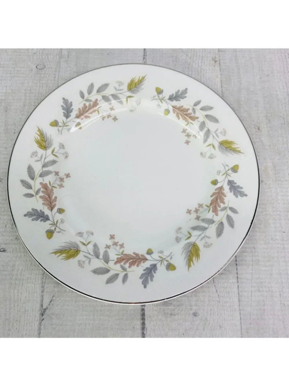 Johnson Brothers LYNTON OLDER SNOWHITE Floral England Lunch Salad Plates Set 5